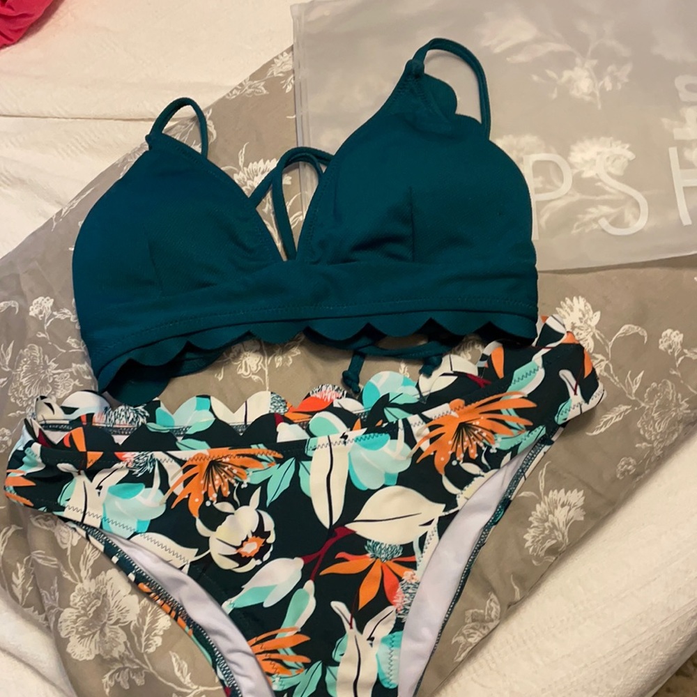 CUPSHE Lg. Matching Bikini